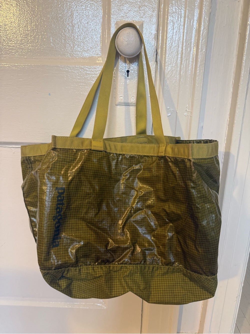 Patagonia Lightweight Black Hole Tote (Style 49030) – Olive Green